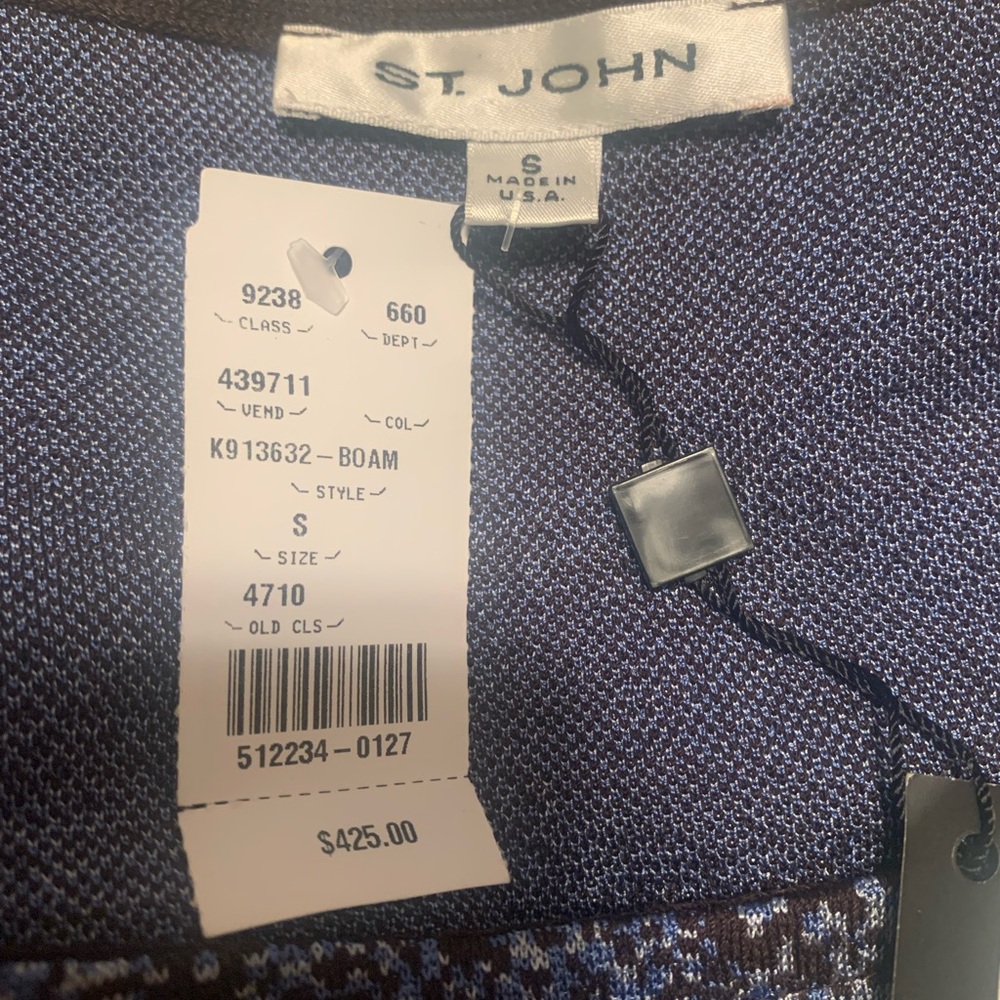 ST.JOHN geometric print blue opal rayon blend heavier shell size small NWT - Picture 6 of 13
